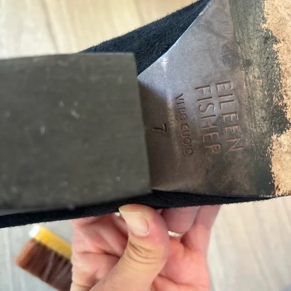 Eileen Fisher Black Suede Hawk Block Heel Pumps Women's Size 7 - Picture 8 of 8